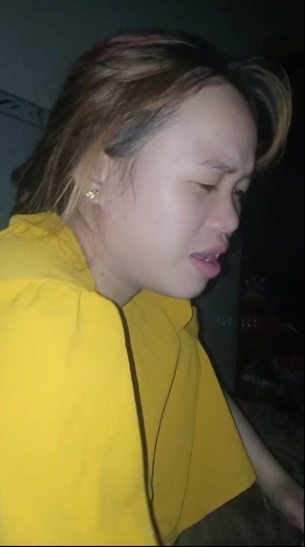 Má đơn thân thiếu thốn vụng trộm với em người yêu của con gái dẫn về nhà chơi